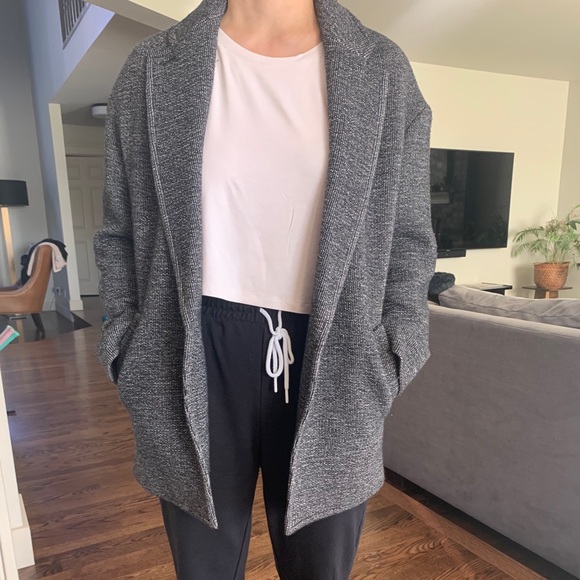 Babaton (Aritzia) wool coat - Picture 7 of 7